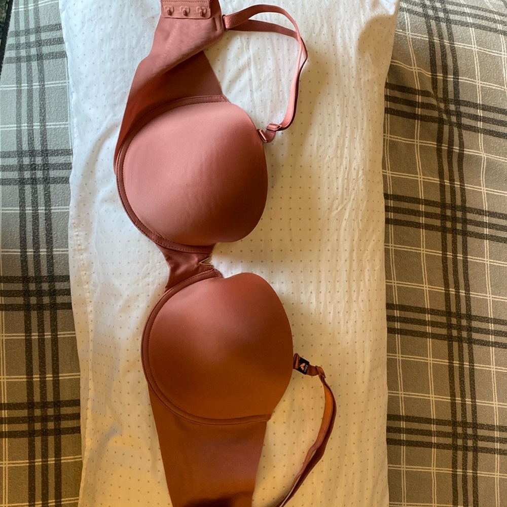 Victoria secret v bra